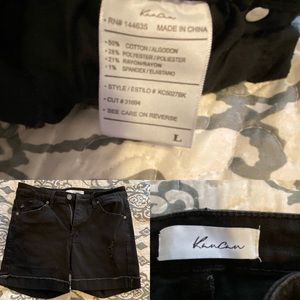 Black mid rise KanCan shorts